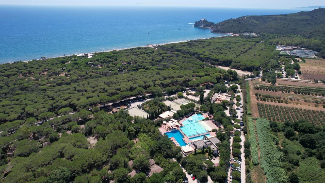 Camping Village Rocchette Кастильоне-делла-Пеская Экстерьер фото