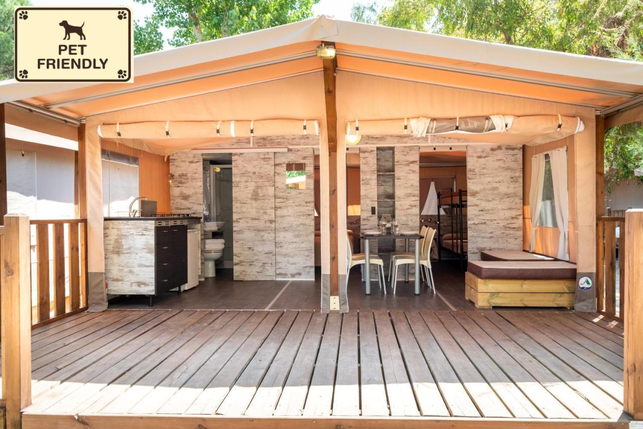 Camping Village Rocchette Кастильоне-делла-Пеская Экстерьер фото