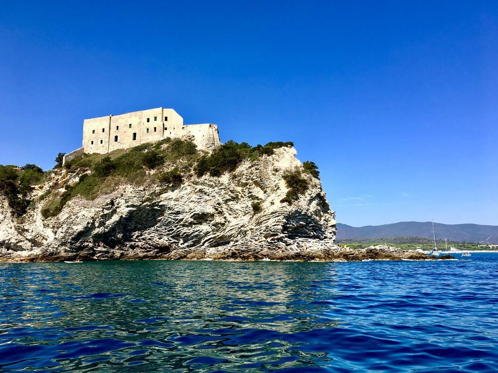 Camping Village Rocchette Кастильоне-делла-Пеская Экстерьер фото